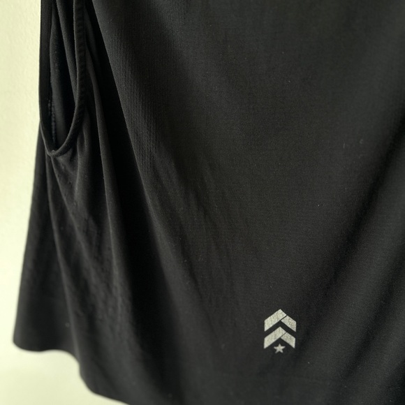 BARRYS BOOTCAMP CROPPED TANK IN BLACK SIZE XS/S - Picture 3 of 6